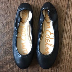Sam Edelman black flats - excellent condition 8.5